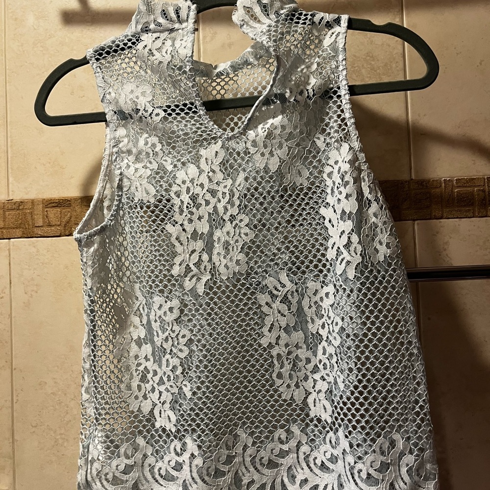 Topshop Turquoise size 4 crochet top - Picture 2 of 4